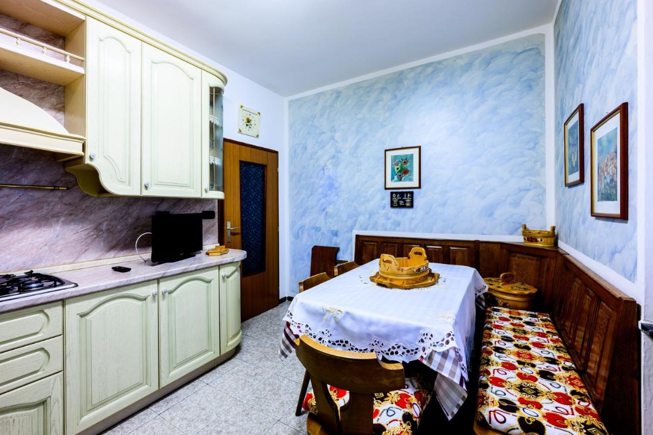 Retro Apartment In The Mountains Mezzolombardo Dış mekan fotoğraf